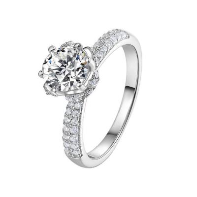 China 1 carat luxury silver jewelry S925 fashionable and high quality moissanite sparkle wedding ring for woman for sale