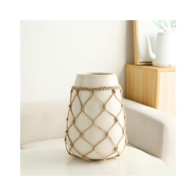 China Modern Wholesale Ceramic Nordic Vases For Home Decor Flower Vase Porcelain Modern Decorative Luxury White Vases for sale