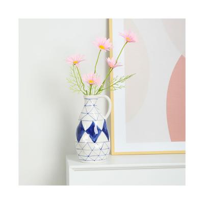 China Qing Chinese Vase Modern Hot Popular Home Decoration Blue And White Porcelain Traditional Chinese Vase for sale