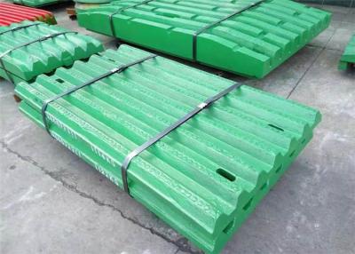 China Long Life Jaw Crusher Spare Parts , Stone Crusher Jaw Plate by manganese steel composite With Tic Insert for sale