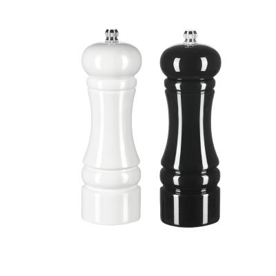 China SUSTAINABLE SET Black and White Wood Classic Refillable Manual Pepper Mill Salt and Pepper Wooden Mill Set New for sale