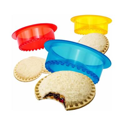 China Decruster Uncrustables Kids DIY Cookie Pancake Bread Sandwich Maker Cutter Plastic Sealer Viable 5 Pack for sale