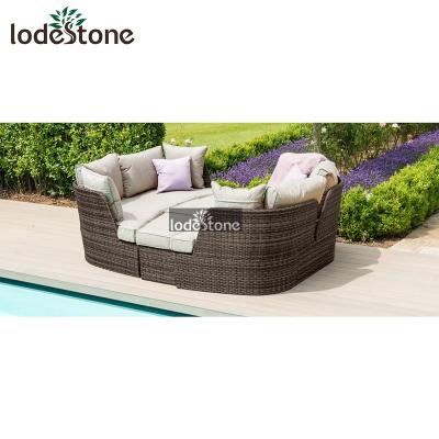 China Weather Resistant New Design Outdoor Rattan Folding Bed Daybed Sofa Garden Furniture For 2022 for sale