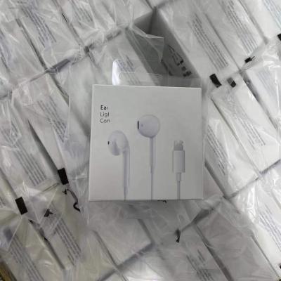 China Perfect Sound Cable Earphone For iphone 13 pro Max Earphone Original 100% Earbuds 12 11 Control Genuine Cable Headset for sale