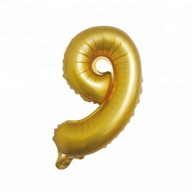 China Hot Selling 16 Inch Gold Matt Foil Number Confetti Balloons USA Advertising Toy for sale