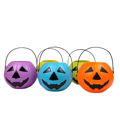 China Festival Stuff Plastic Halloween Pumpkin Bucket Halloween Candy Basket for sale