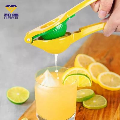 China Viable Lemon Lime Squeezer Kitchen Instrument Fruit Squeezer One Large One Small Two Piece Manual Lemon Juice Squeezer for sale