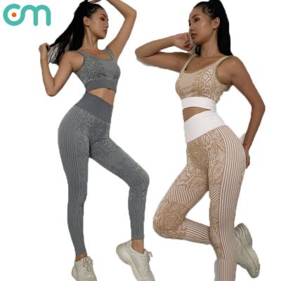 China Dropshipping Breathable 2021 New Print 2 Piece Sports Snake Print Yoga Pants Set Women for sale