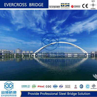 China Profi-Bogen-Vorgefertigte Stahltruss Fußgängerbrücke flexibel zu verkaufen