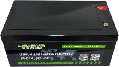 China Smart Bluetooth 12.8V LiFePO4 Batterij 12V 300Ah Oplaadbare batterijen met IP66 ABS hoes Te koop