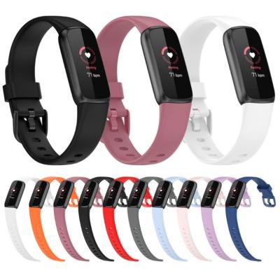 China Realease Replcement Quick Watch Band Silicone Band For Fitbit Luxury Soft Sports Watch Wrist Strap Buckle Strap Waterproof Sweatp Replacement For Fitbit Luxury for sale