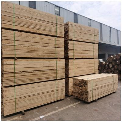 China Traditional Raw Plank Sawn Treated Pine Wood Lumber Timber For Construction for sale