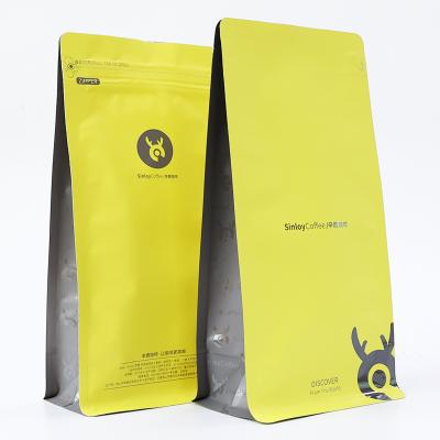 China Low MOQ Drip Barrier Resealable Mylar Smell Proof Back Up Foil Bag Handsome for sale