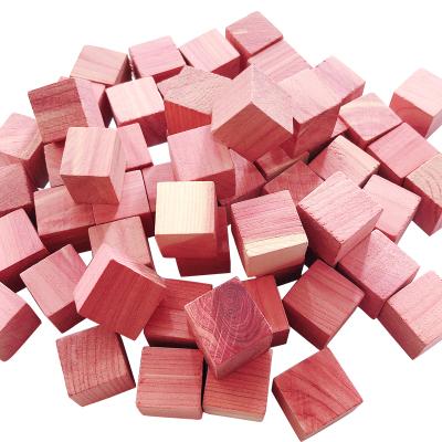 China Viable Factory Wholesale Cedar Blocks Set In Cabinet Cedar Accessories Wal Market Factory Wooden Audit Cedar Cubes for sale