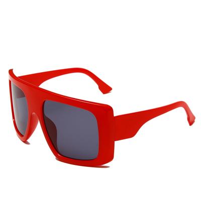 China Trendy Shades Sunglasses Bigger Frame Oversized Women Fashion Sun Glasses for sale