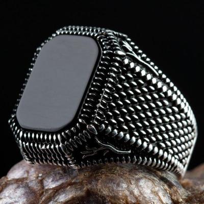 China Retretro CLASSIC Natural Black Agate Ring With Mens Stripes for sale