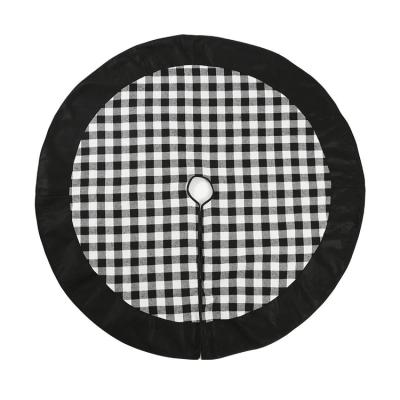 China Cute Plaid Flannel Christmas Tree Skirt Christmas Decoration Supplies 120cm Hot Sale Black Digital Printing Black And White Round for sale