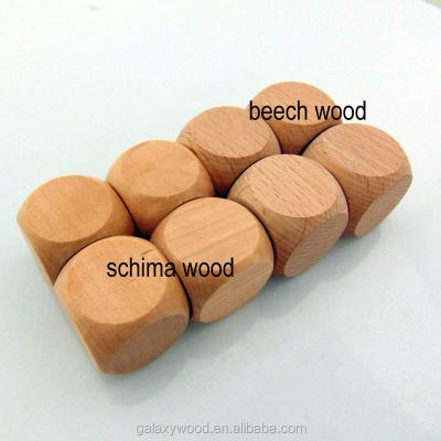 China China various size 8-80mm custom diy wooden wooden dies with printed letters and numbers for sale