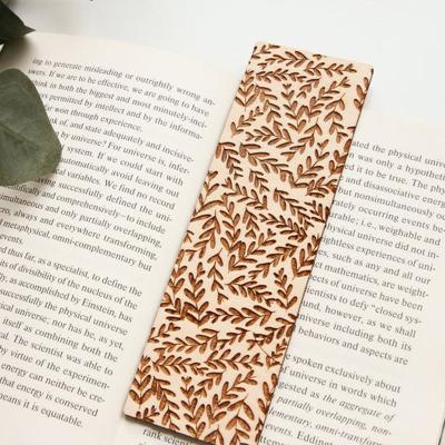 China Europe 3mm Thickness Custom Planner Laser Engrave Wooden Bookmarks For Literary Gifts for sale