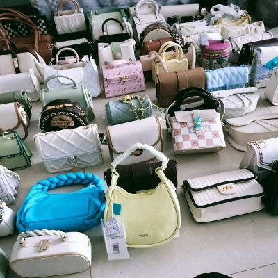 China Usage Popular Low Price Bulk Wholesale 90% Clean New,Shoulder Bags womens bags Fashion Bale Bags For Stock Clothing for sale