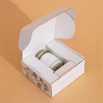 China Recycled Materials Wholesale Reusable Lash Candle Mailing Box Logo Printed White Color Corrugated Kraft Paper Box Packaging Product for sale