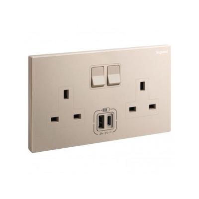 China Household for Legrand British standard 13A wall socket UK wall socket with USB charging 146 and 86 for sale