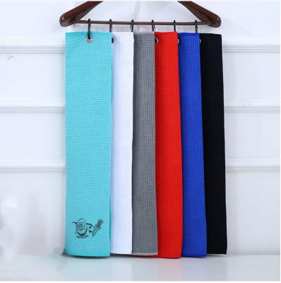 China Logo Waffle Pattern Premium Microfiber QUICK DRY Custom Cloth Triple Golf Towel Gift With Carabiner Clip Disc Golf Towel Custom for sale