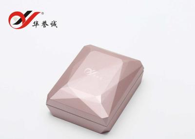 China Las cajas de regalo rosadas de la joyería del collar de la impresión, ODM/OEM personalizaron el joyero en venta