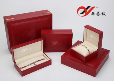 China ECO Friendly Wooden Necklace Box , Handmade Velvet Custom Jewelry Boxes for sale