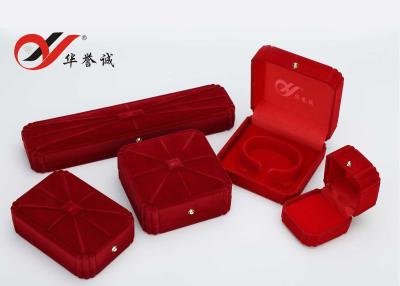 China Free Sample Necklace Storage Box , Fashinable Red Flocking Jewelry Bangle Box for sale