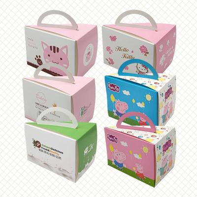 China Recyclable cute style designed food paper triangle bread box portable sandwich box for sale