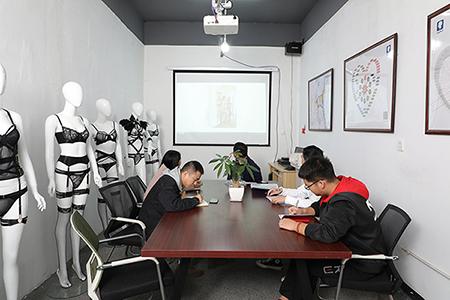 Verified China supplier - Yiwu Lanjin Trading Co., Ltd.