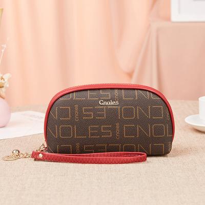 China Classic 2021 Fashionable Party Fashion Retro Luxury Vintage Tote Handbag Girls Children Hand Bags Small Mini Wallet Clutch Purses for sale