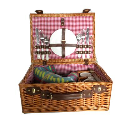 China Living Room Willow Picnic Baskets With Lid Tableware for Camping Sundries for sale