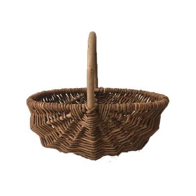 China Viable gift Willow Woven Baskets With Handle for decoration bread household for sale