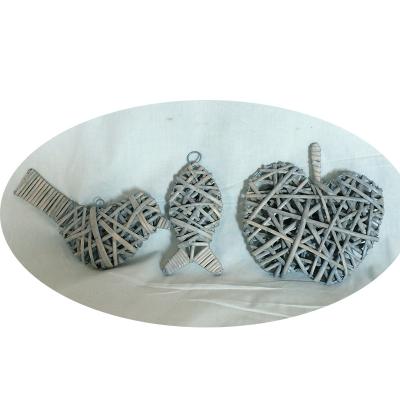 China Europe Merry Christmas Decorate Gift Bird Fish Apple Shape Handmade Wicker Basket for sale