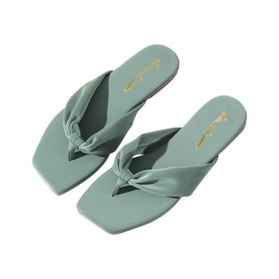 China Fashion Trend Comfortable And Lightweight Silk Women's Sandals Flip Flop Shoes TPR Fashion Flip Flop Shoes Manufacturers for sale