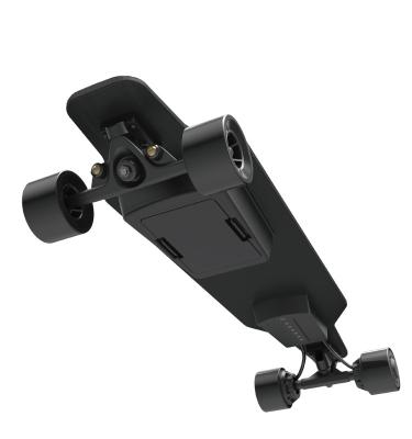 China 2020 Bestelectric men skateboard longboard dual hub motor fast speed 45kms/h long range electric skateboard for sale