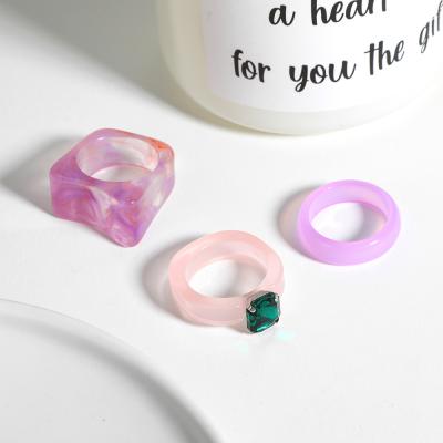 China 2021 FASHIONABLE Newcomer Korean Rings Set Acrylic Resin Resizable Fashion Jewelry Set RTS for sale