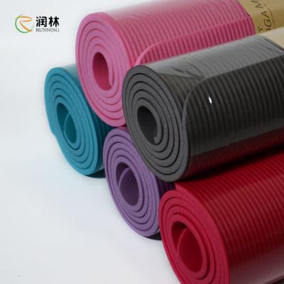 China certificado grosso do GV de Mat For Yoga do assoalho do exercício de 183*61cm à venda