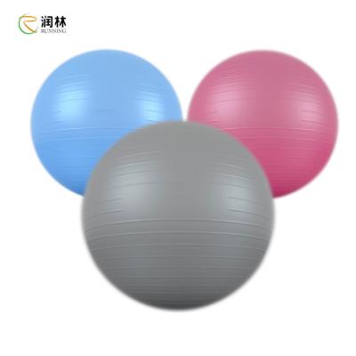 China Da bola material do equilíbrio da ioga do PVC a anti explosão desliza não 55cm 65cm para o escritório do Gym da casa à venda