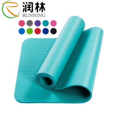 China Deslizamento 183*61*1CM de Mat Solider Color Anti Tear da ioga exterior de Pilates NBR do Gym anti à venda