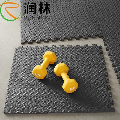 China A luta romana Taekwondo do karaté espuma exercício Mat Baby Play 30*30cm para o Gym à venda