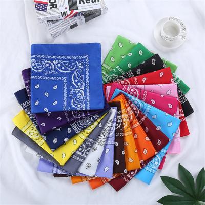 China Wear Comfortable Unique Design Neck Scarf Women Handkerchief Trend Hip Hop Circular Scarf for sale