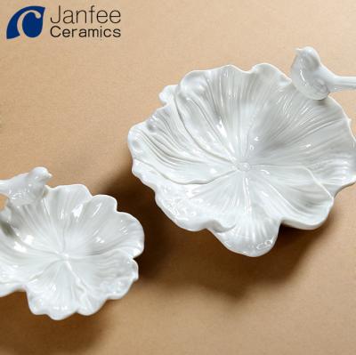 China Jewelry Packaging & Display White Ceramic Hand Carved Round Wedding Ring Dishes Trinket Dish Tray for sale