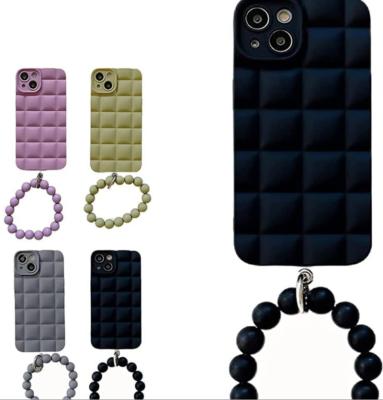 China With Stand Designer Case Sets Luxury Plating Pearl Bracelet Chain Phone Accessories Phone New Design Phone Cases for sale