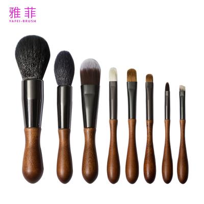 China 281A25408 8PCS Small Makeup Brush Set Mini Travel Makeup Brush Set With Makeup Bag for sale