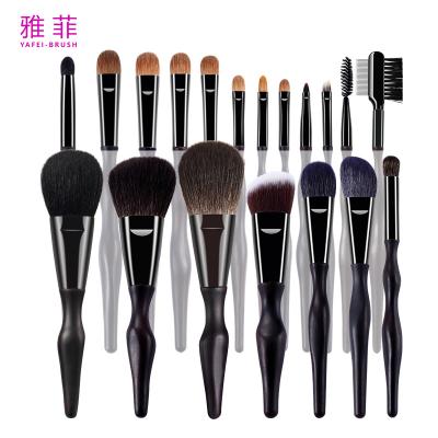 China 18pcs natuurlijk haar grote make-up borstel set private label make-up borstel sets Te koop