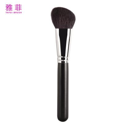 China New Single Goat Hair Professional Contour Makeup Brush with Private Logo for sale