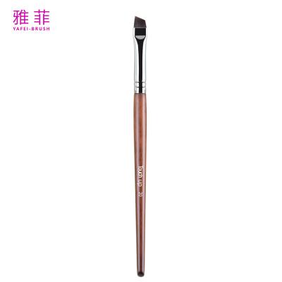 China TOUCH UP 20 Logotipo personalizado Pluma de esmalte con ángulo Amplia maquillaje vegetariano plano Cepilla de mango de madera en venta